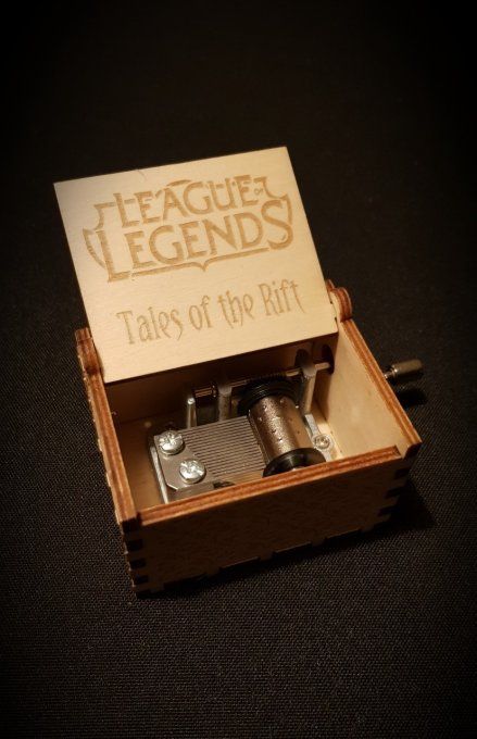 Boîte à musique en bois, Music box League of Legends - Tales of Arise