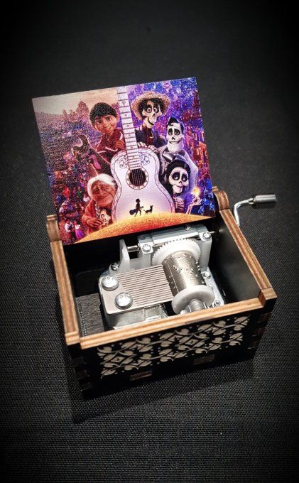Boîte à musique en bois, Music box Coco - Cielito lindo