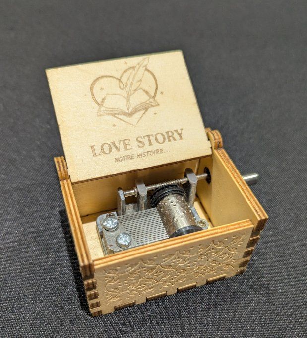 Boîte à musique en bois, Music box Indila - Love Story