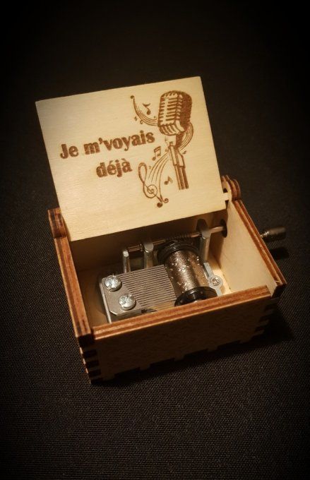 Boîte à musique en bois, Music box Charles Aznavour - Je m'voyais déjà