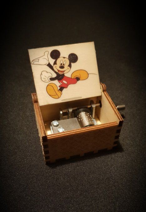 Boîte à musique en bois, Music box Mickey Mouse