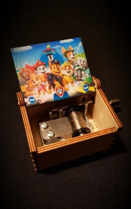 Boîte à musique en bois, Pat Patrouille