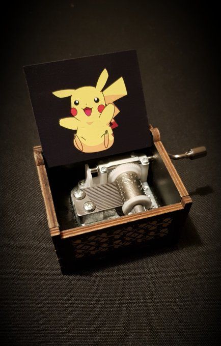 Boîte à musique en bois, Music box Pokemon Pikachu