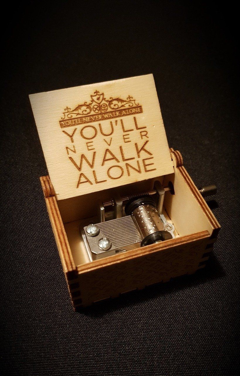 Boîte à musique en bois, Music box You'll never walk alone