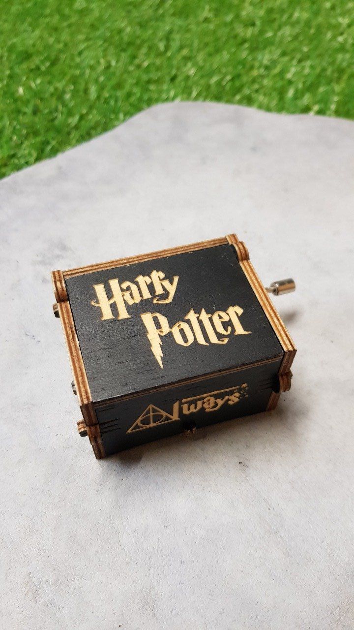 Boîte à musique en bois, Music box Harry Potter - Breizhlicence