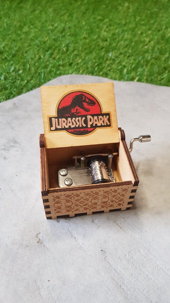 Boîte à musique en bois, Music box Jurassic Park