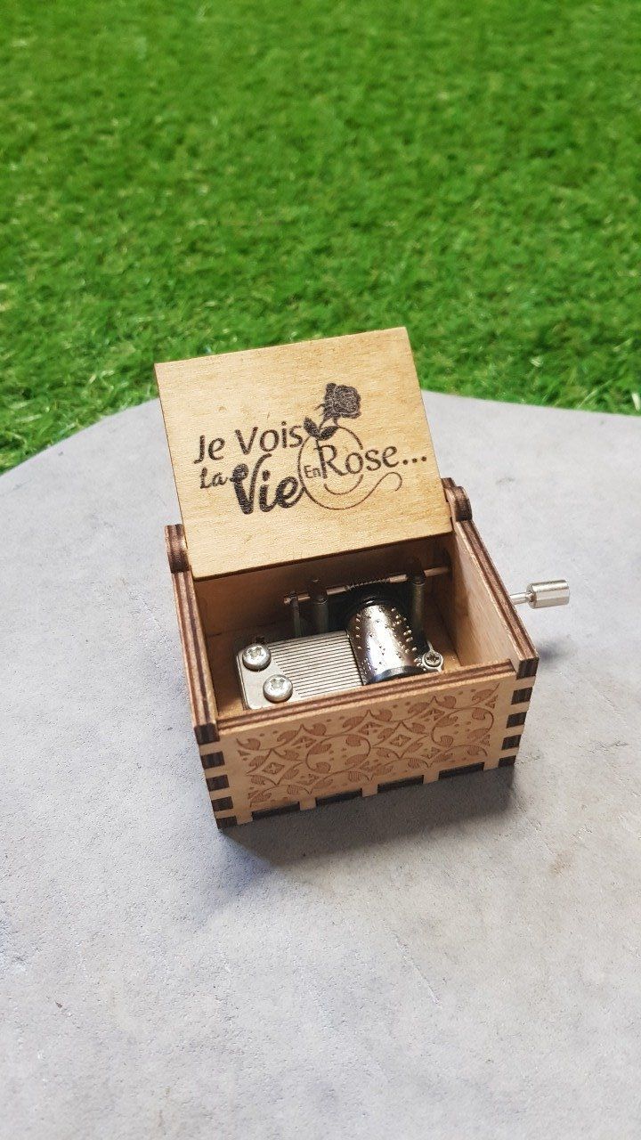 Boîte à musique en bois, Music box Edith Piaf - La Vie en Rose
