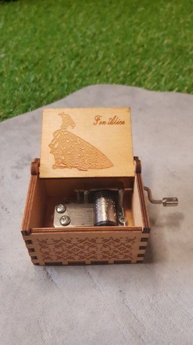 Boîte à musique en bois, Music box Beethoven - Lettre à Elise / For Alice