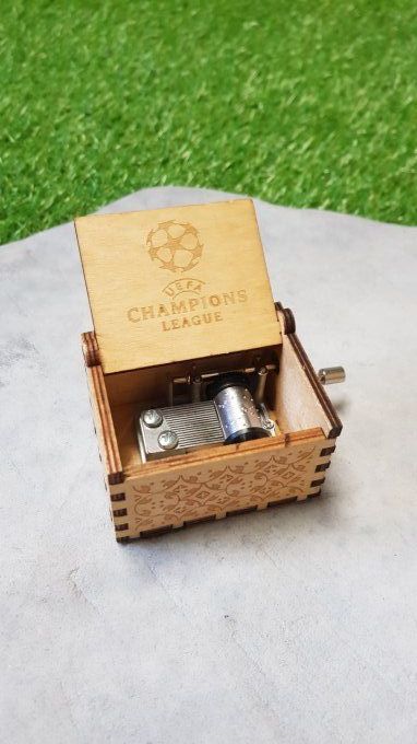 Boîte à musique en bois, Music box Hymne de la Ligue des Champions