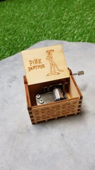 Boîte à musique en bois, Music box La Panthère Rose